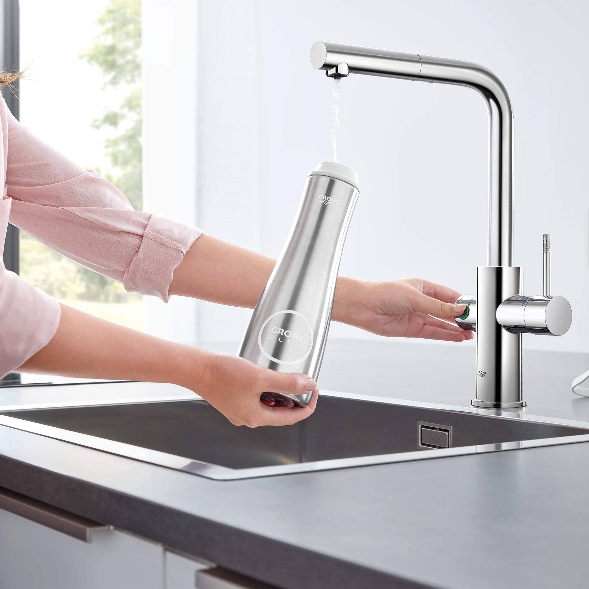 starlight chrome kitchen faucet