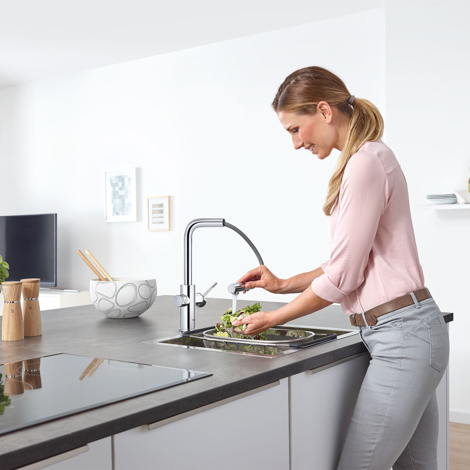 starlight chrome kitchen faucet