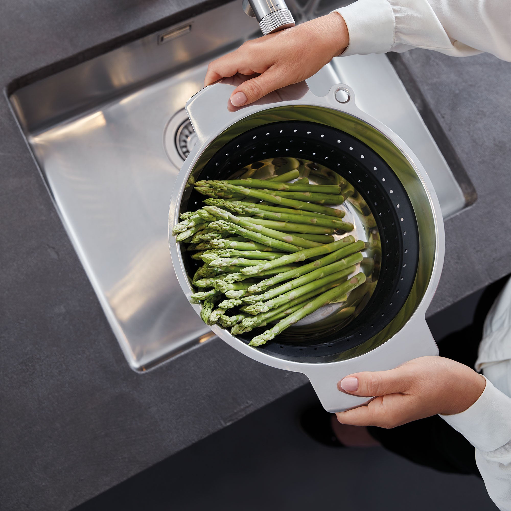 supersteel infinity kitchen faucet