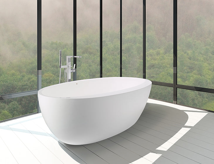 white bathtub