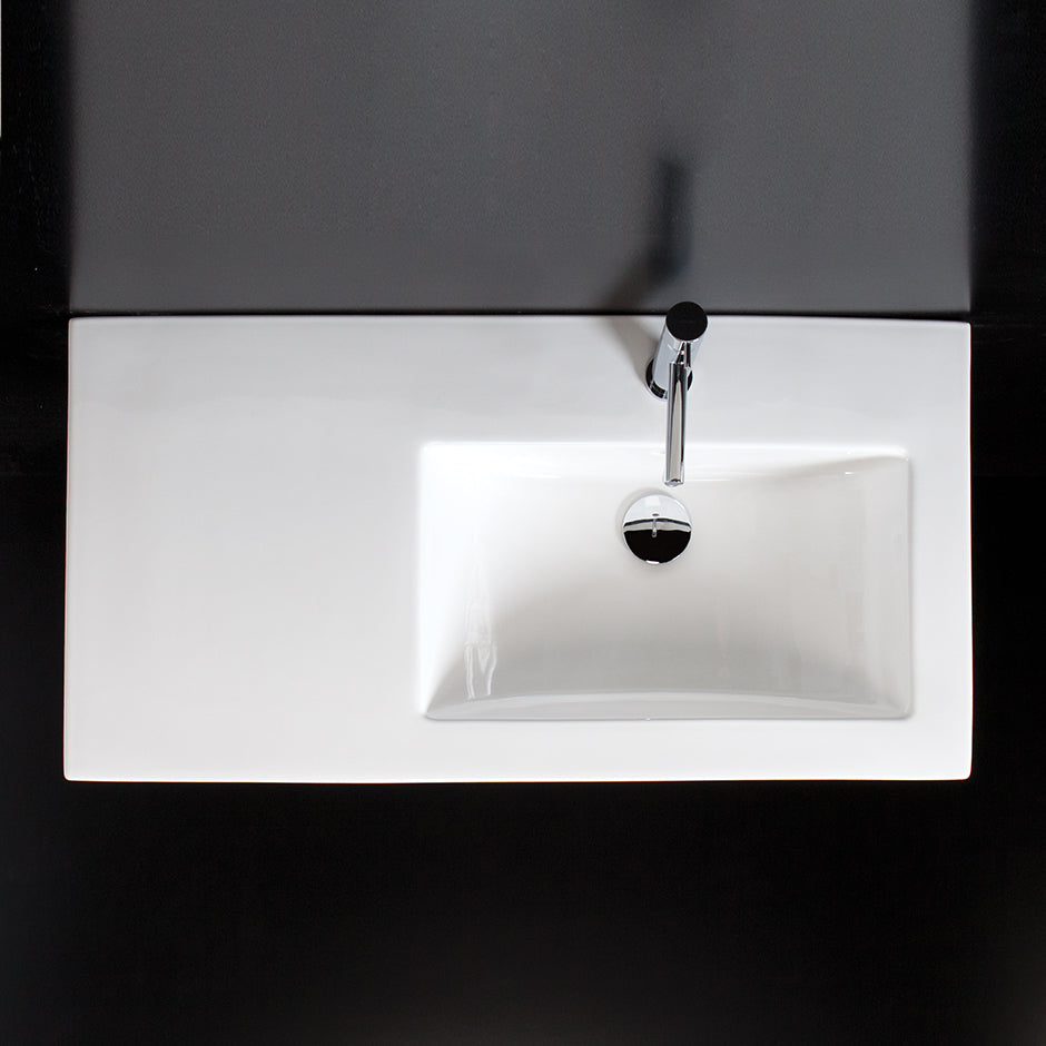 white sink