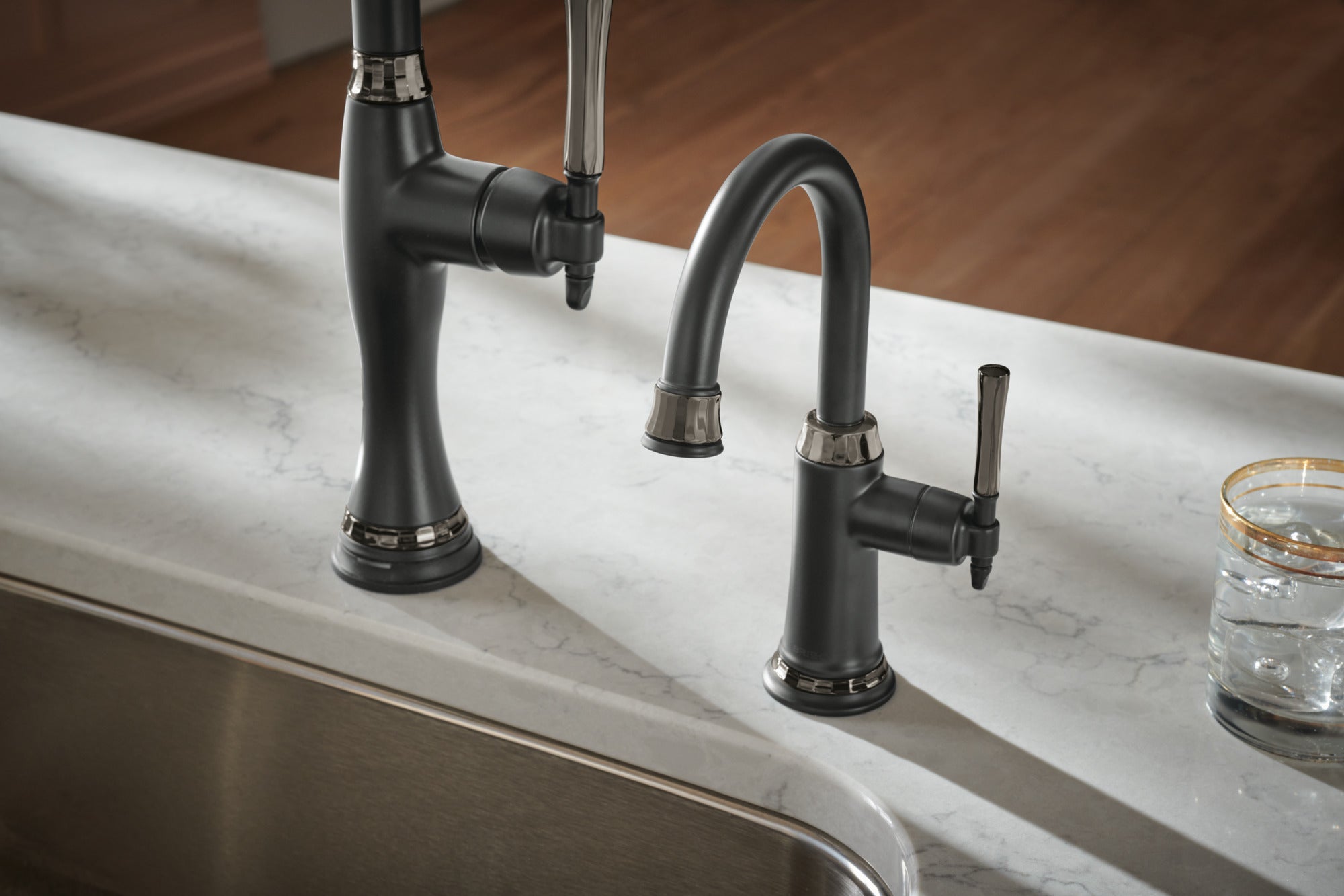 matte black / brilliance black onyx beverage faucet
