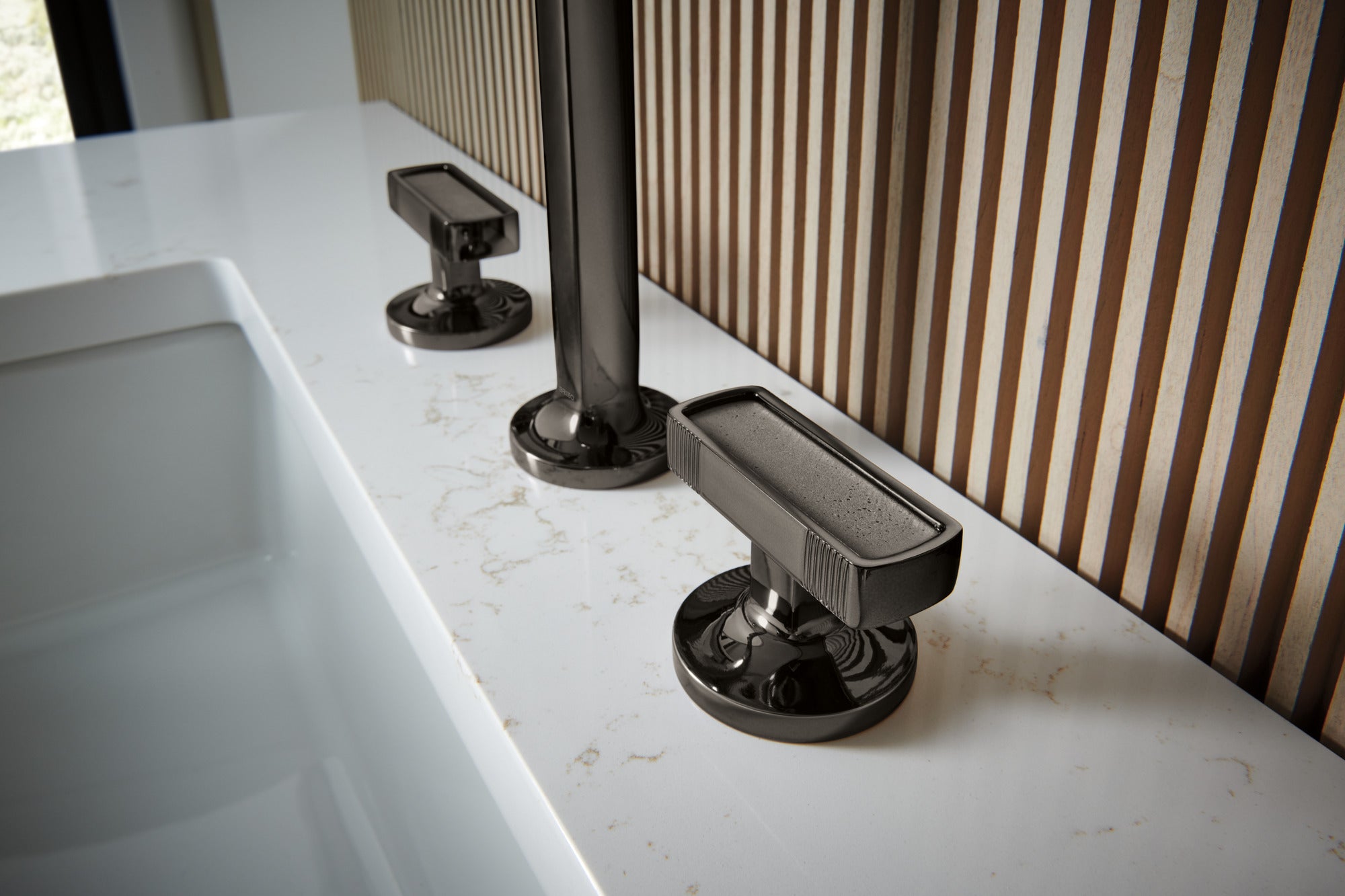 brilliance black onyx lavatory faucet