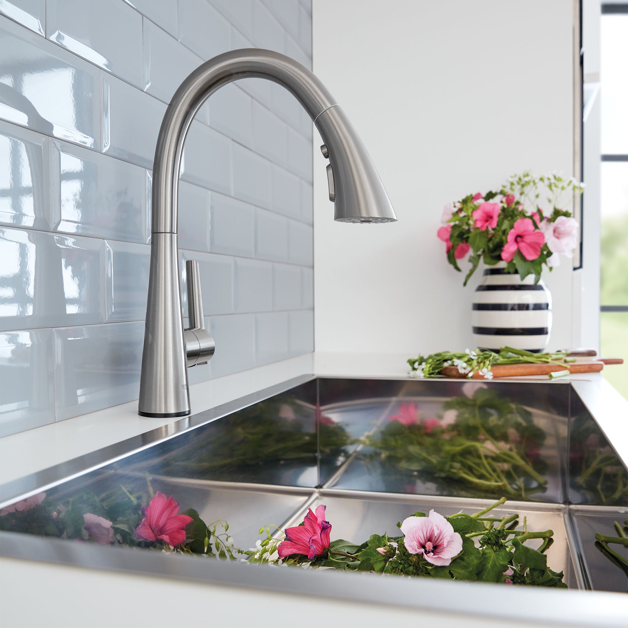 supersteel infinity kitchen faucet