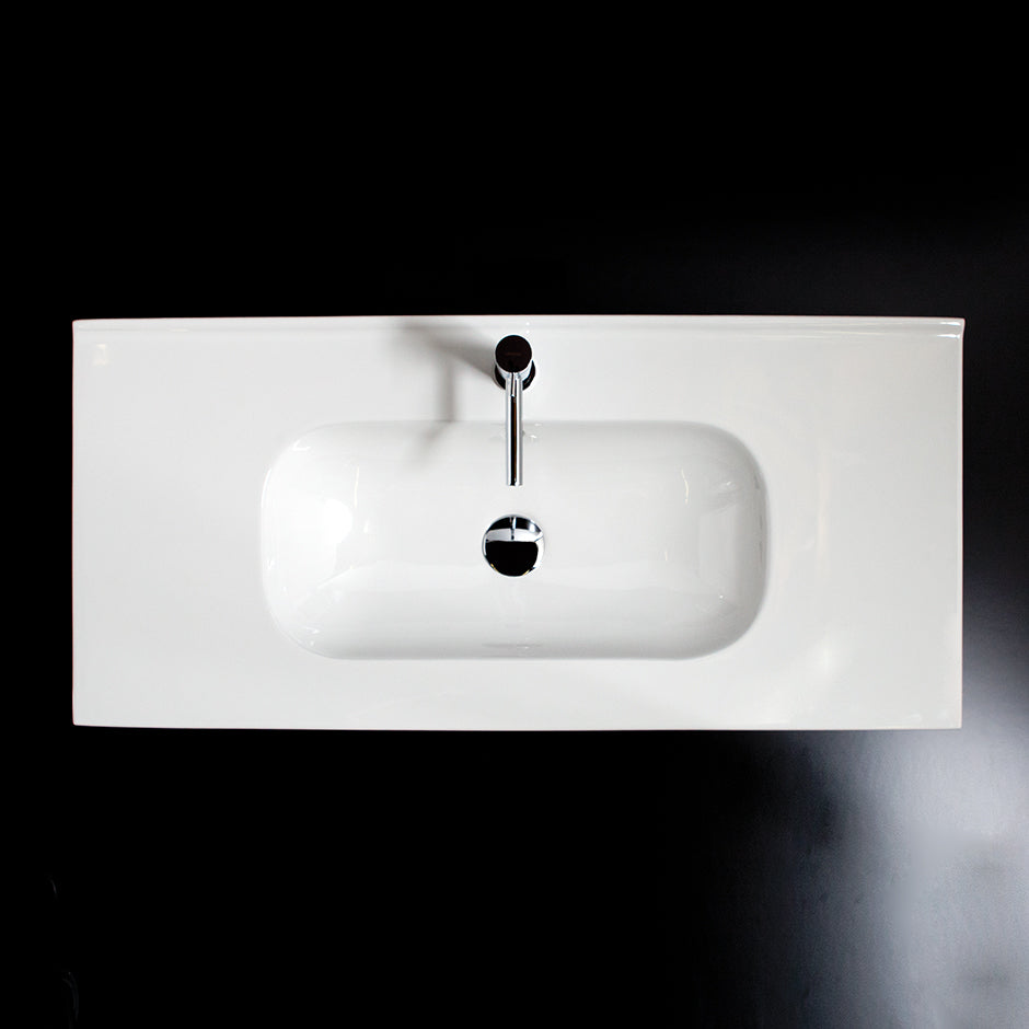 white sink