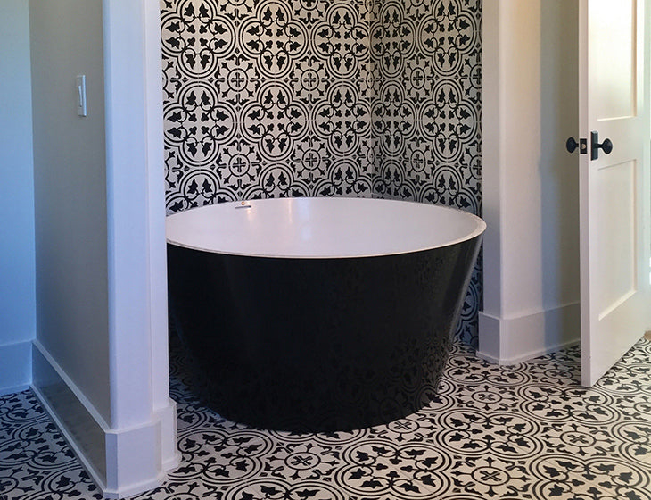 white bathtub