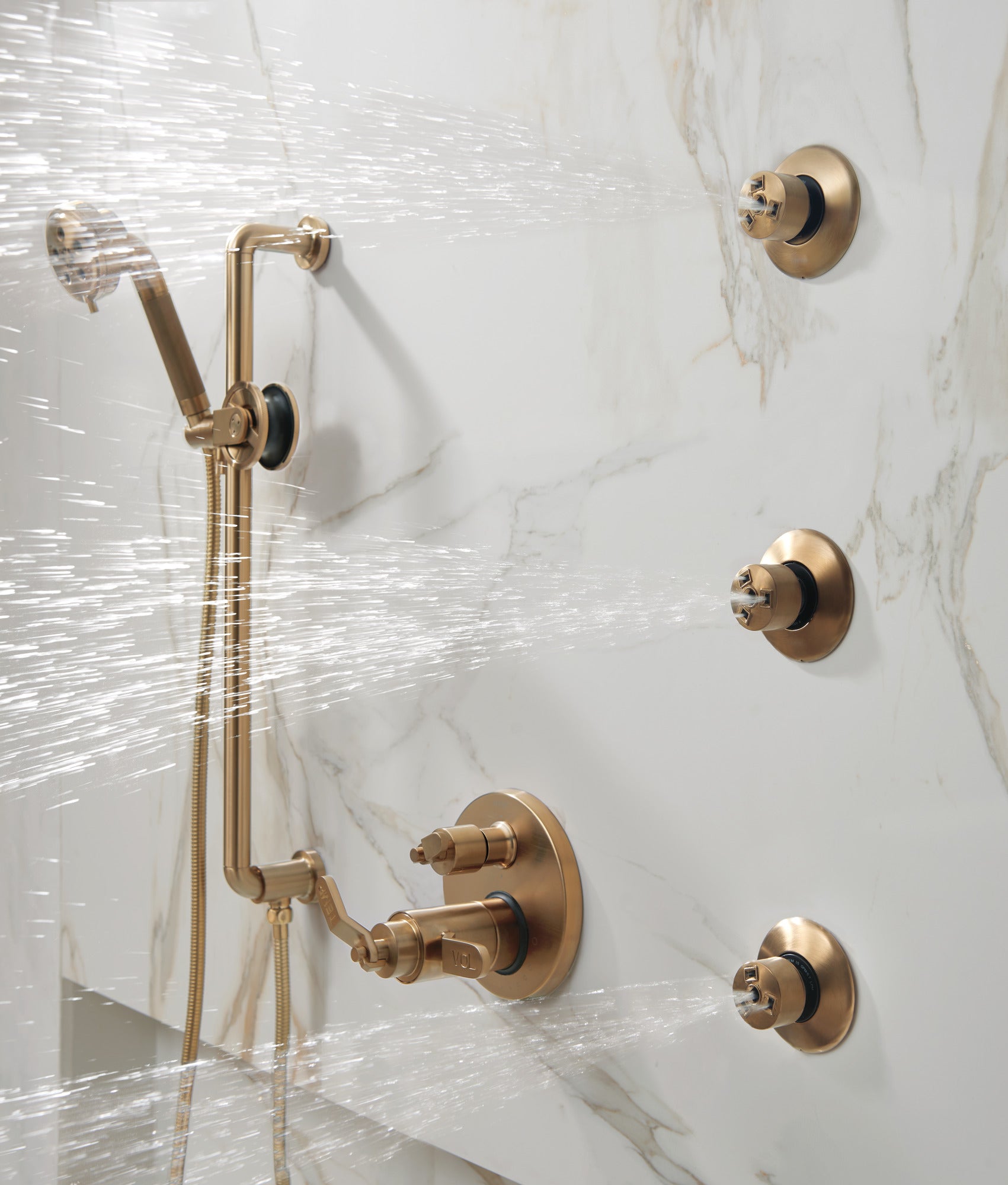 luxe gold diverter trim
