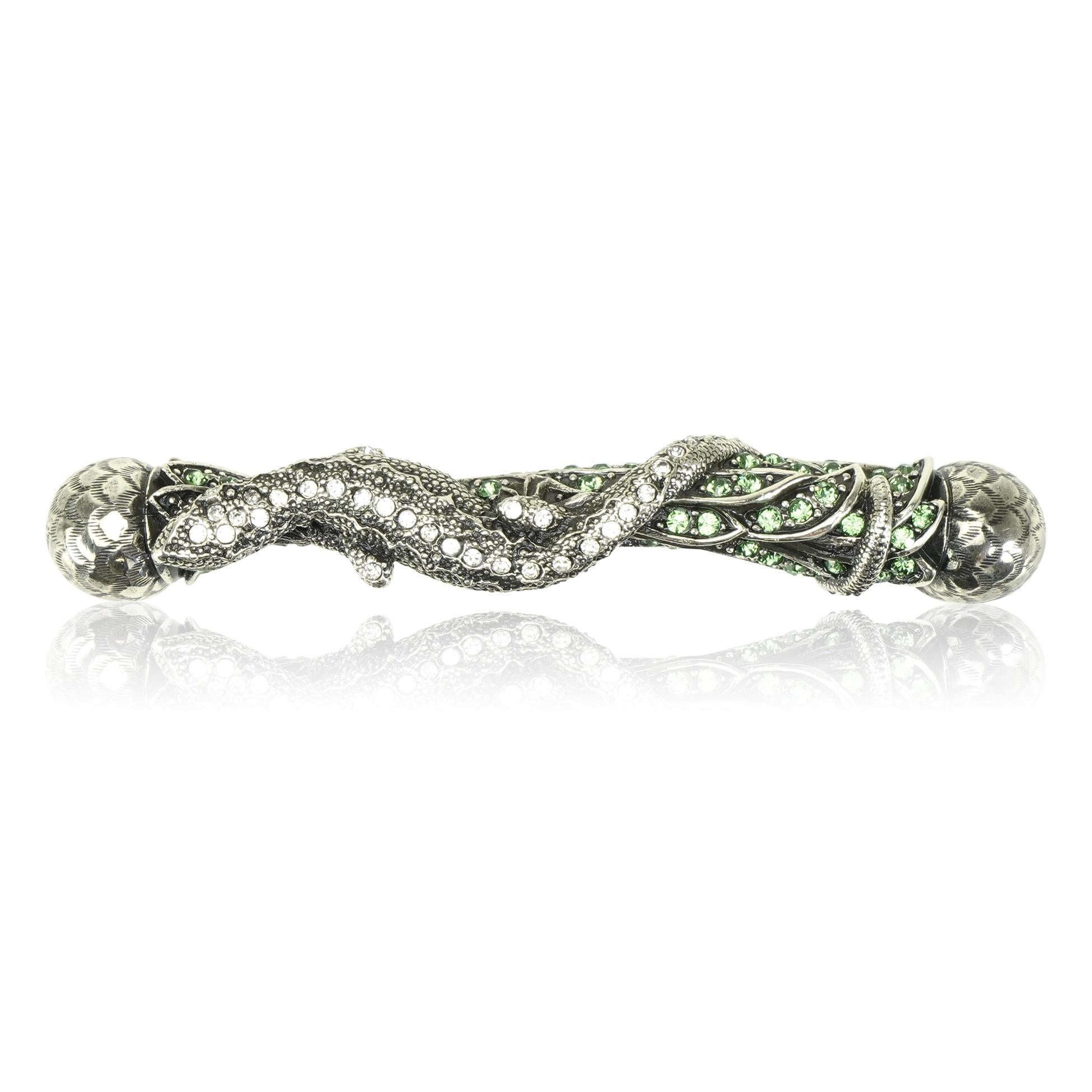 Edgar Berebi Erinite Green and Lt. Colorado Topaz Crystal 3-1/2" C to C Bali Pull