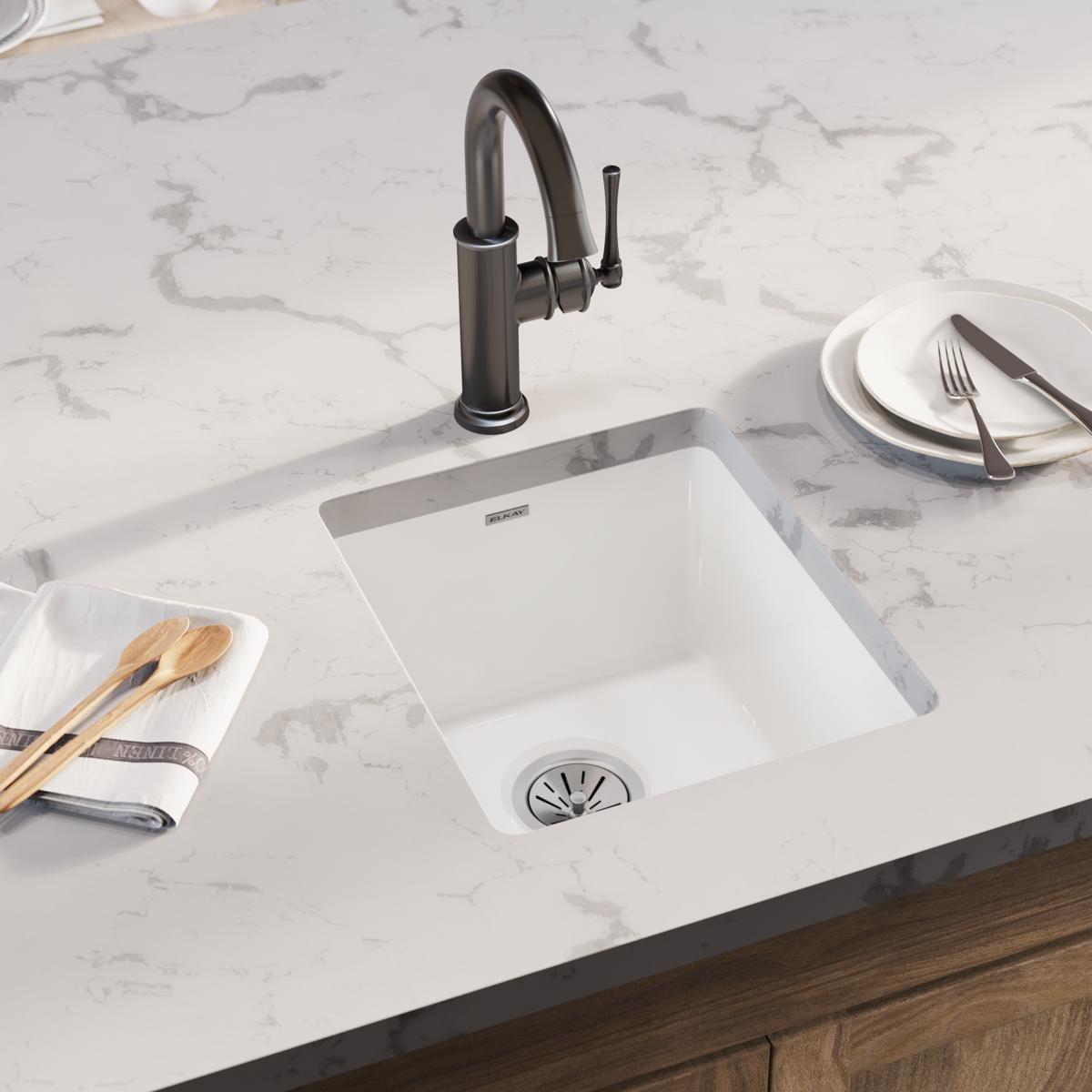 white undermount bar sink