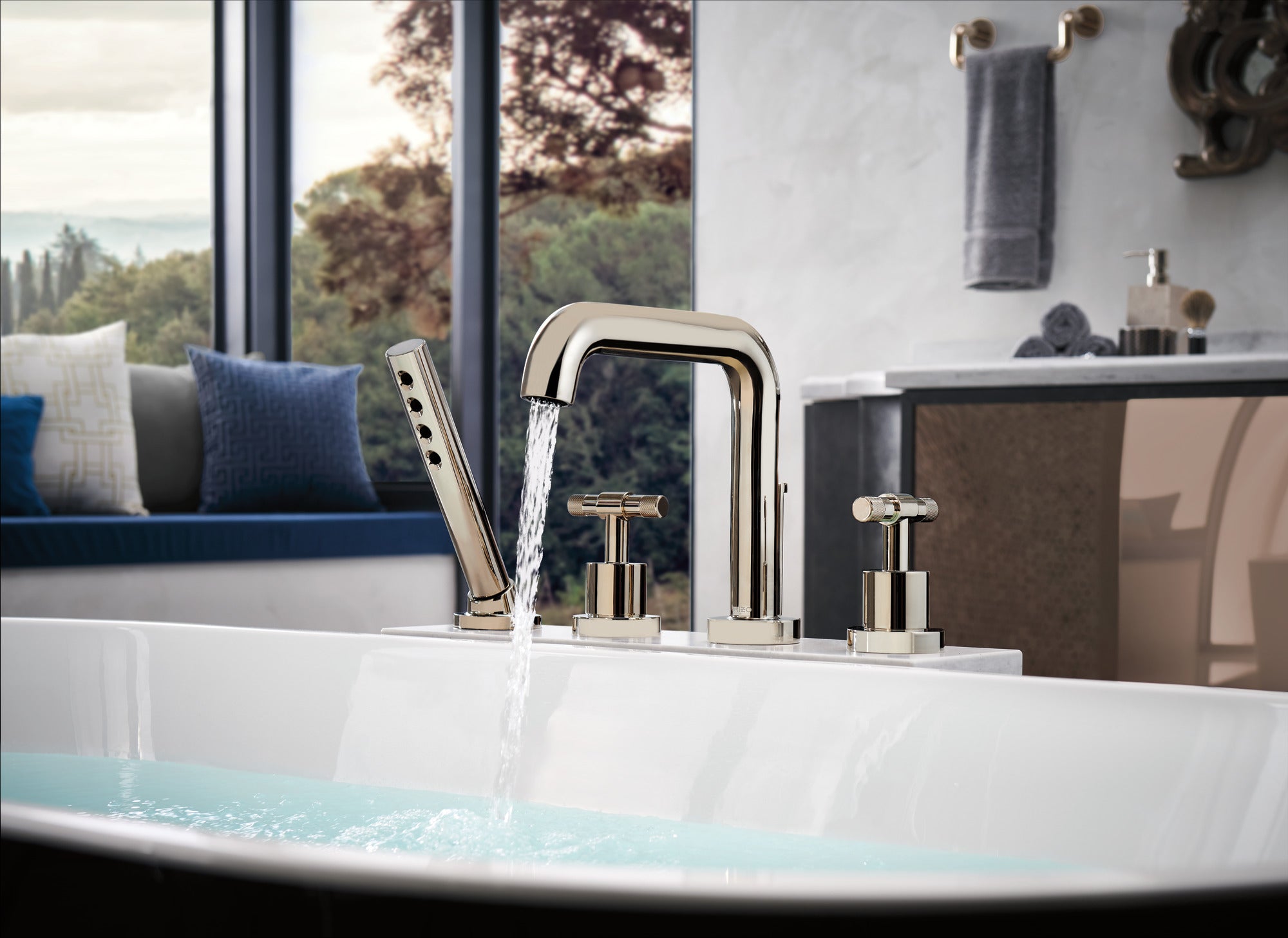 polished nickel handshower
