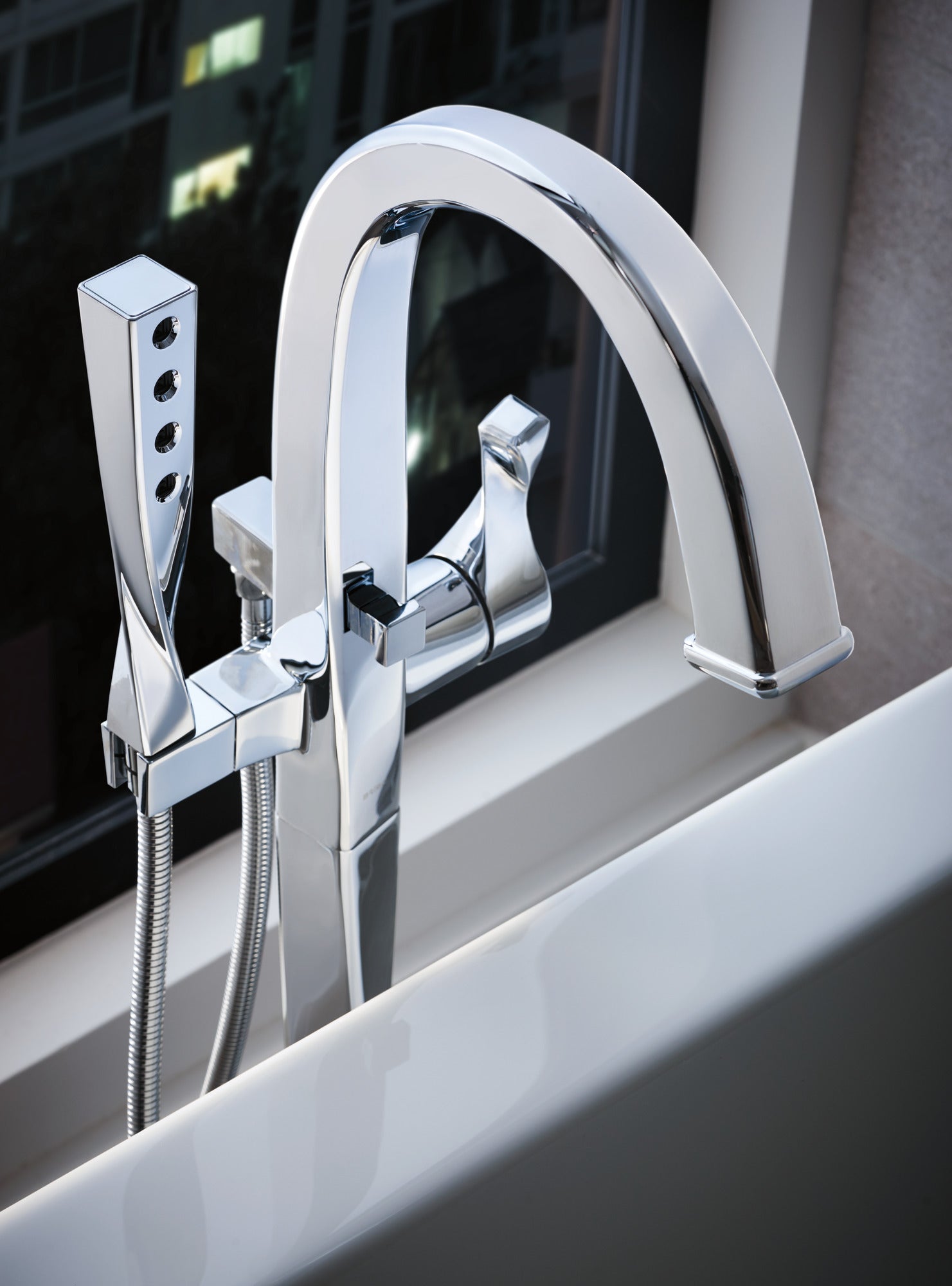 chrome tub filler
