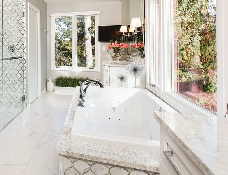 white bathtub