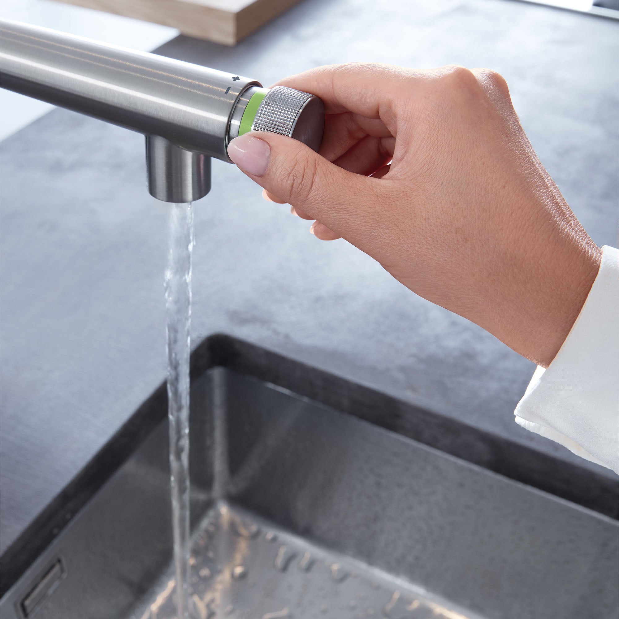 supersteel infinity kitchen faucet