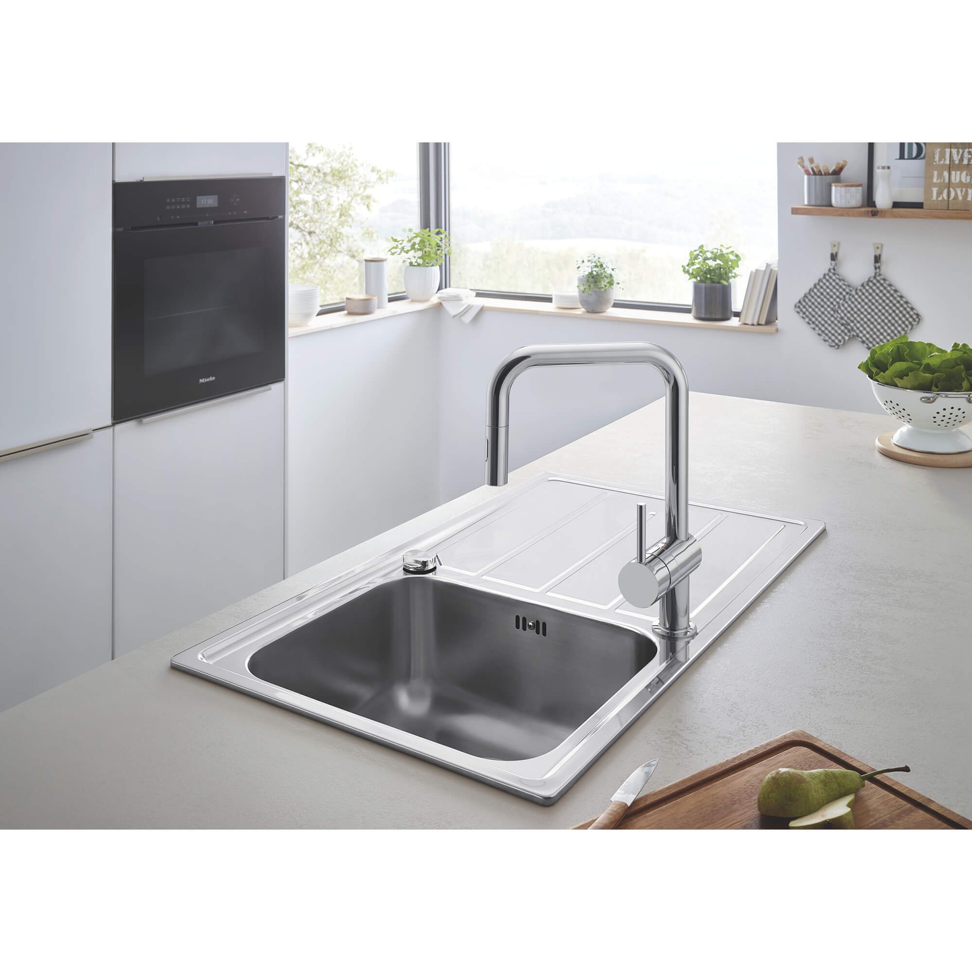 starlight chrome kitchen faucet