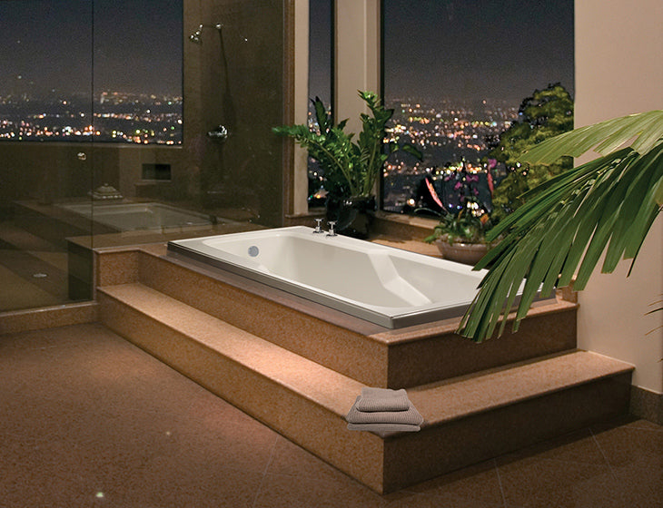 white bathtub