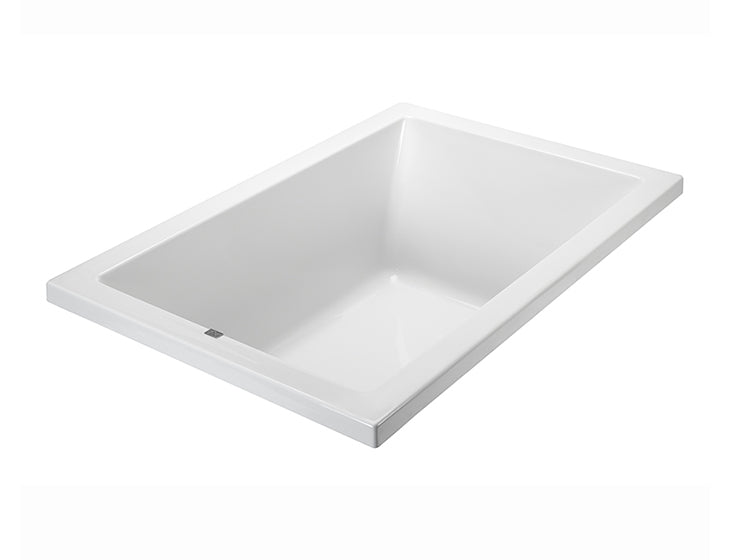 white bathtub