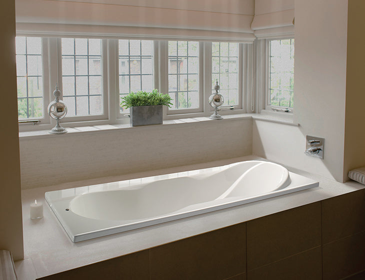 white bathtub