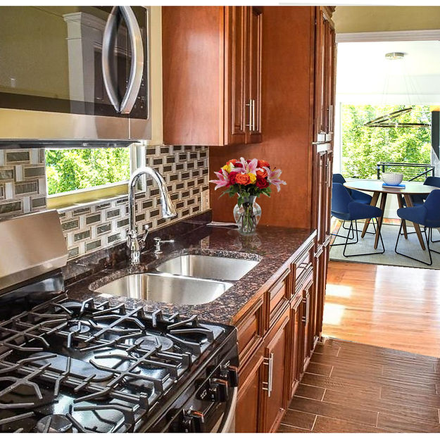 stainless steel kitchen sink