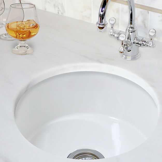 white kitchen sink