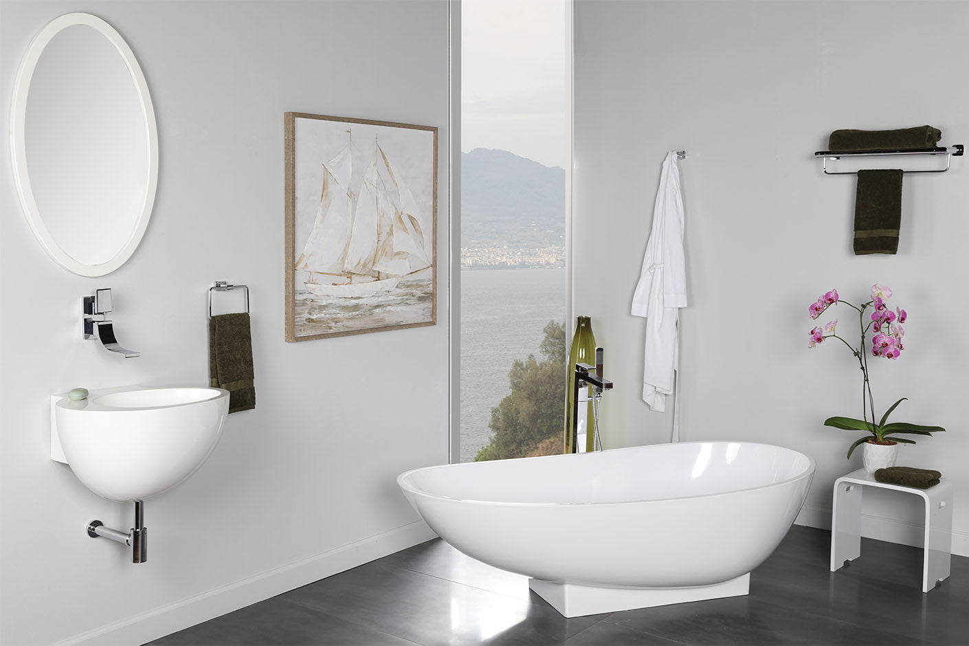 gloss white tub