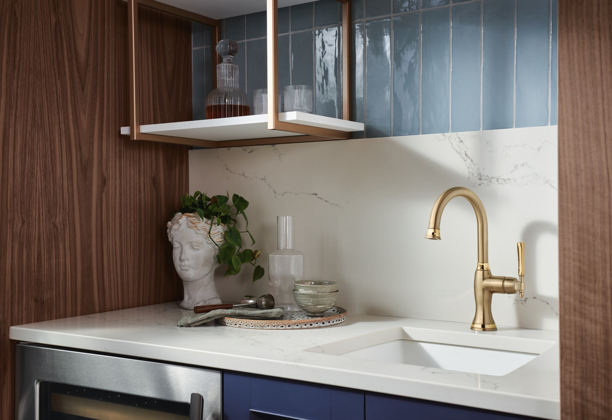 polished gold drawer knob