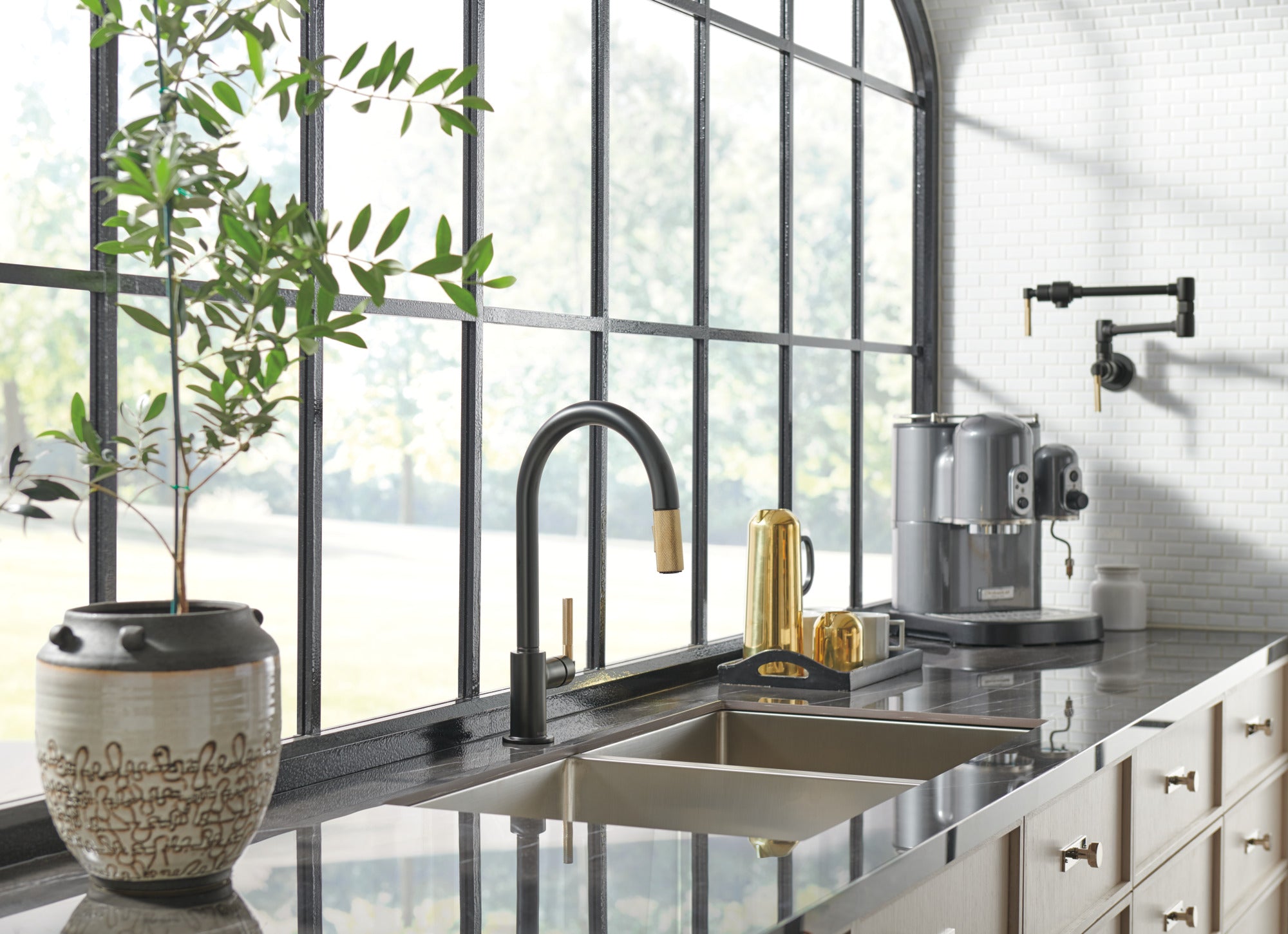 matte black / luxe gold pull-down faucet