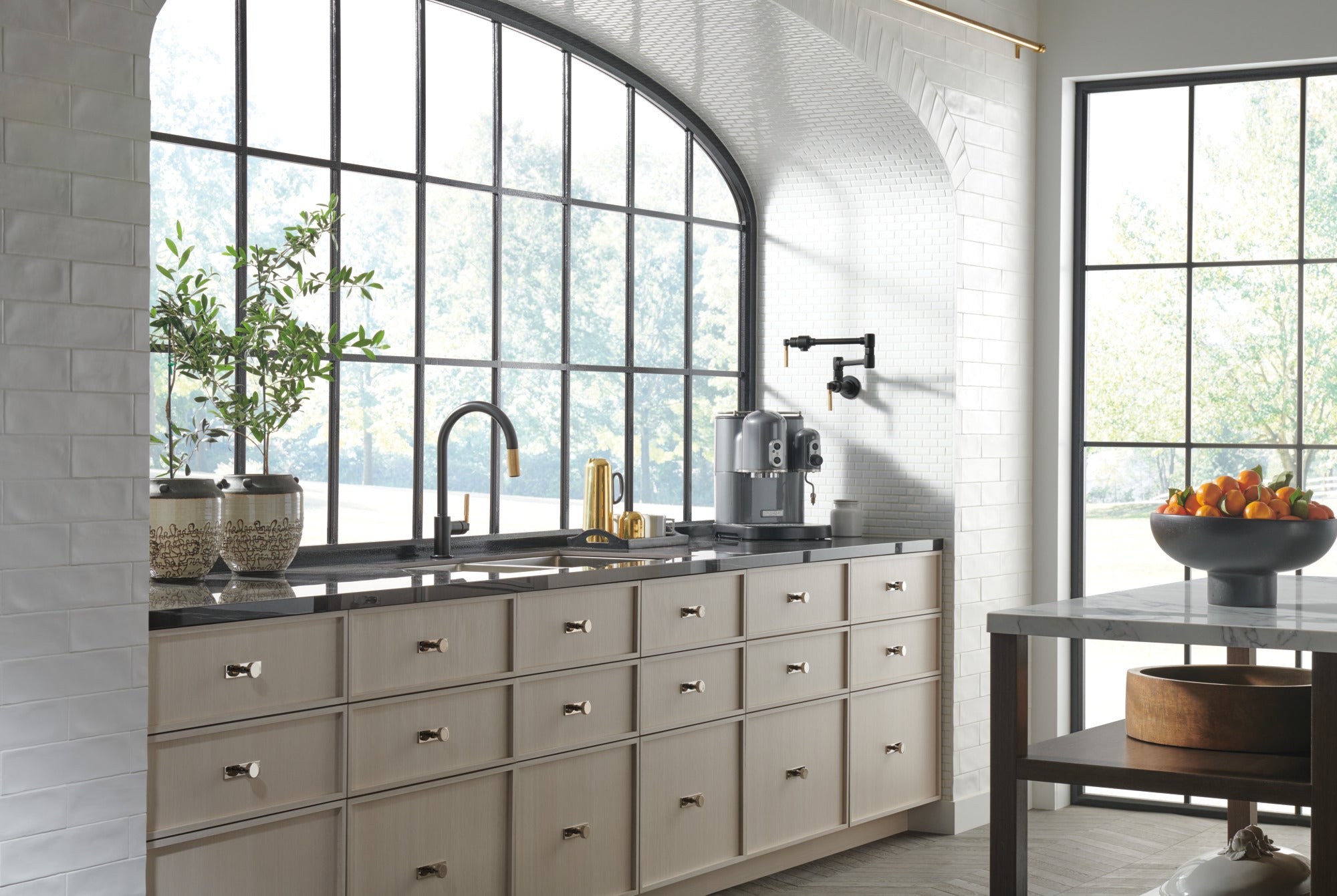 matte black / luxe gold pull-down faucet