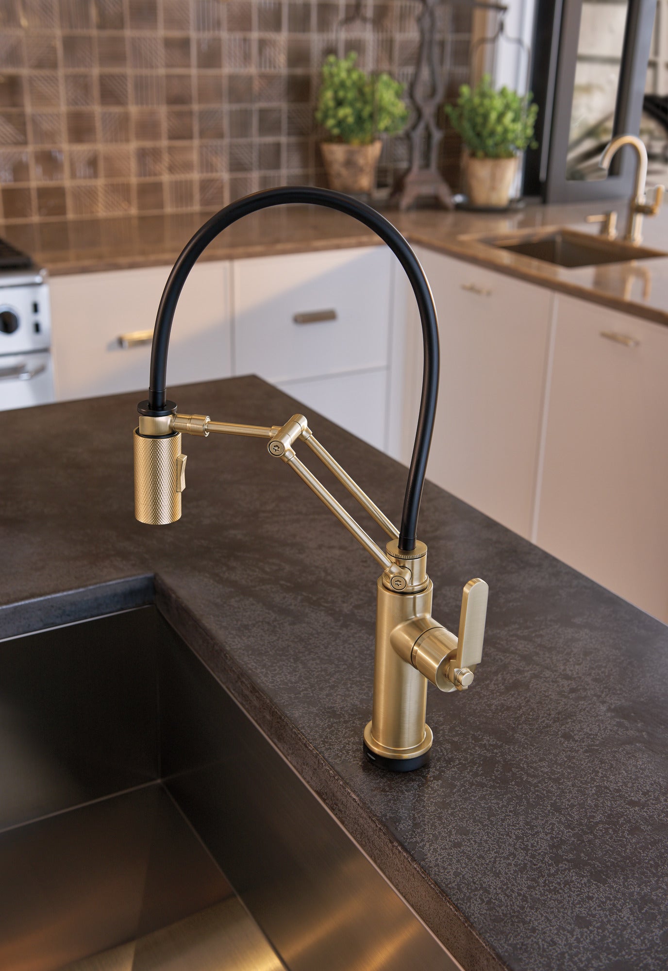 luxe gold kitchen faucet
