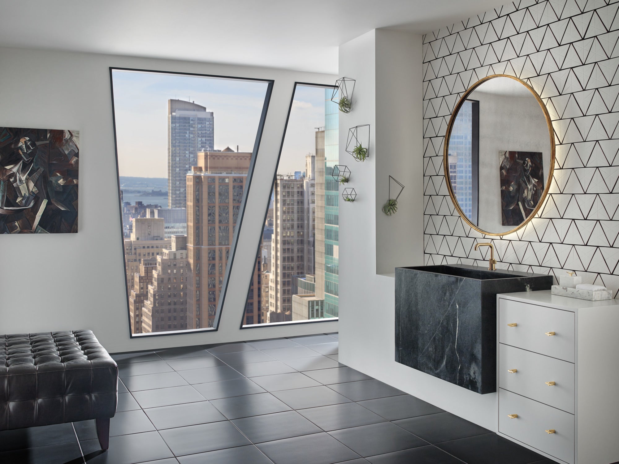 luxe gold lavatory faucet