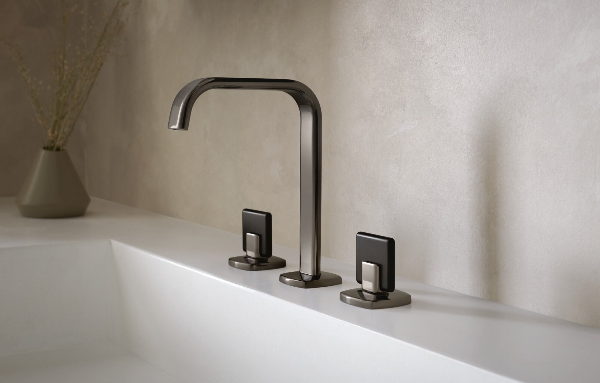 brilliance black onyx lavatory faucet