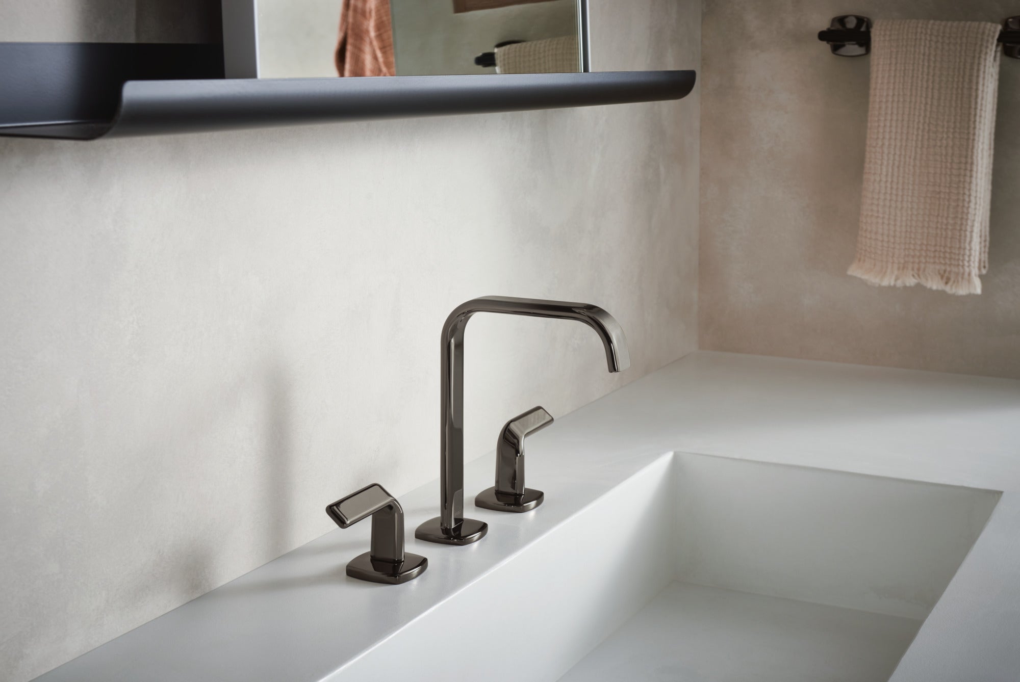brilliance black onyx lavatory faucet