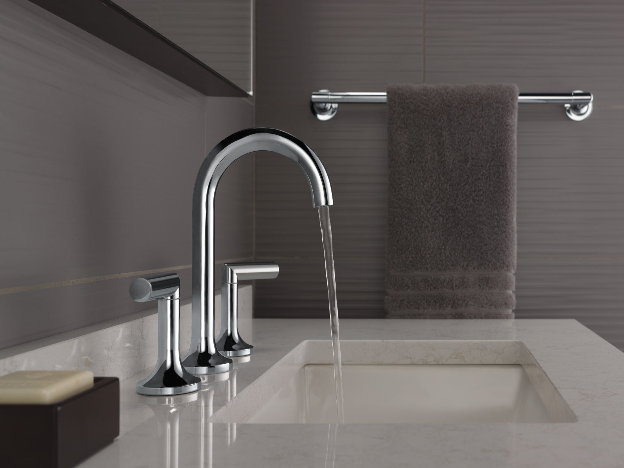 chrome lever handle