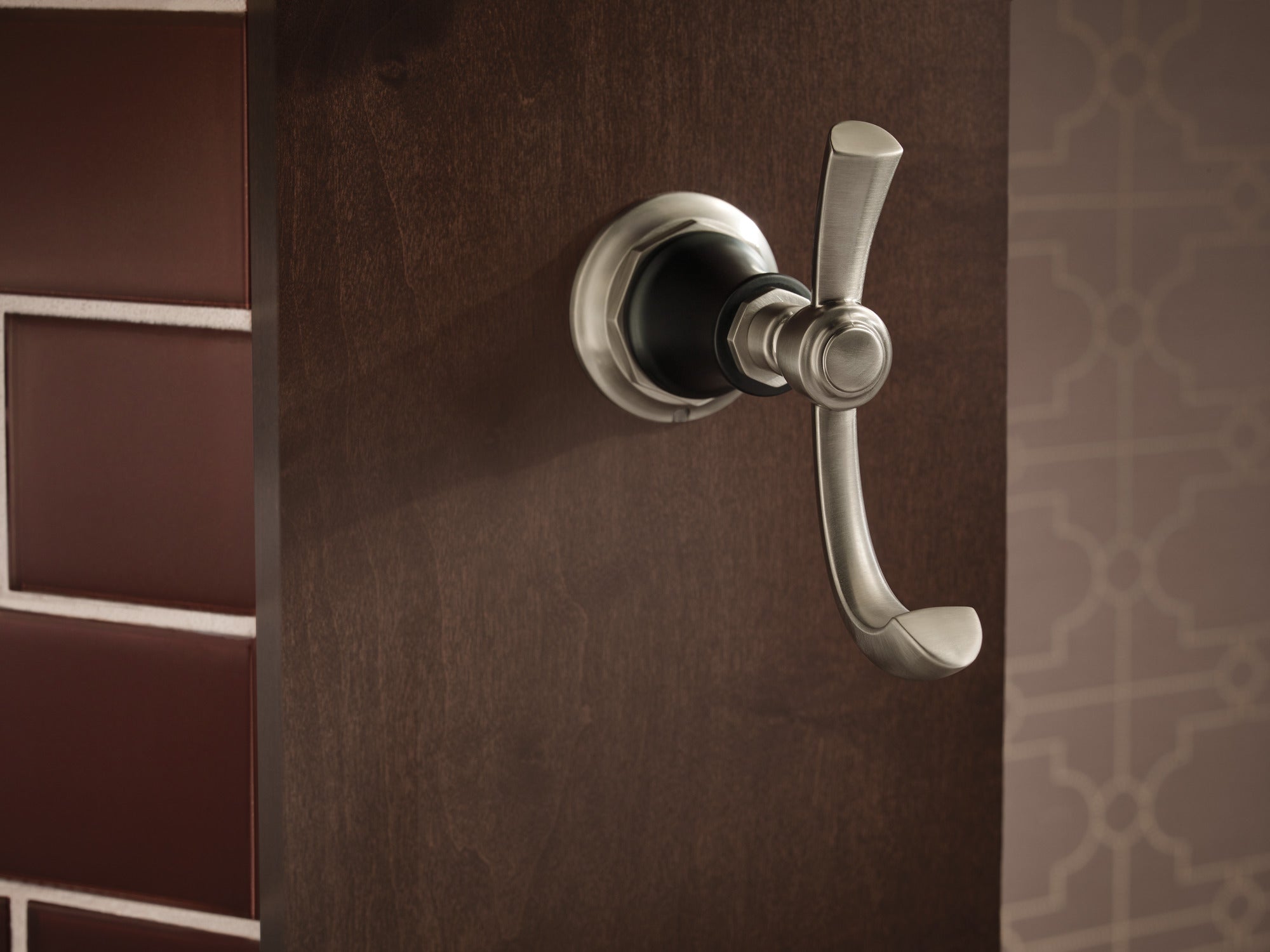 luxe nickel  /matte black robe hook