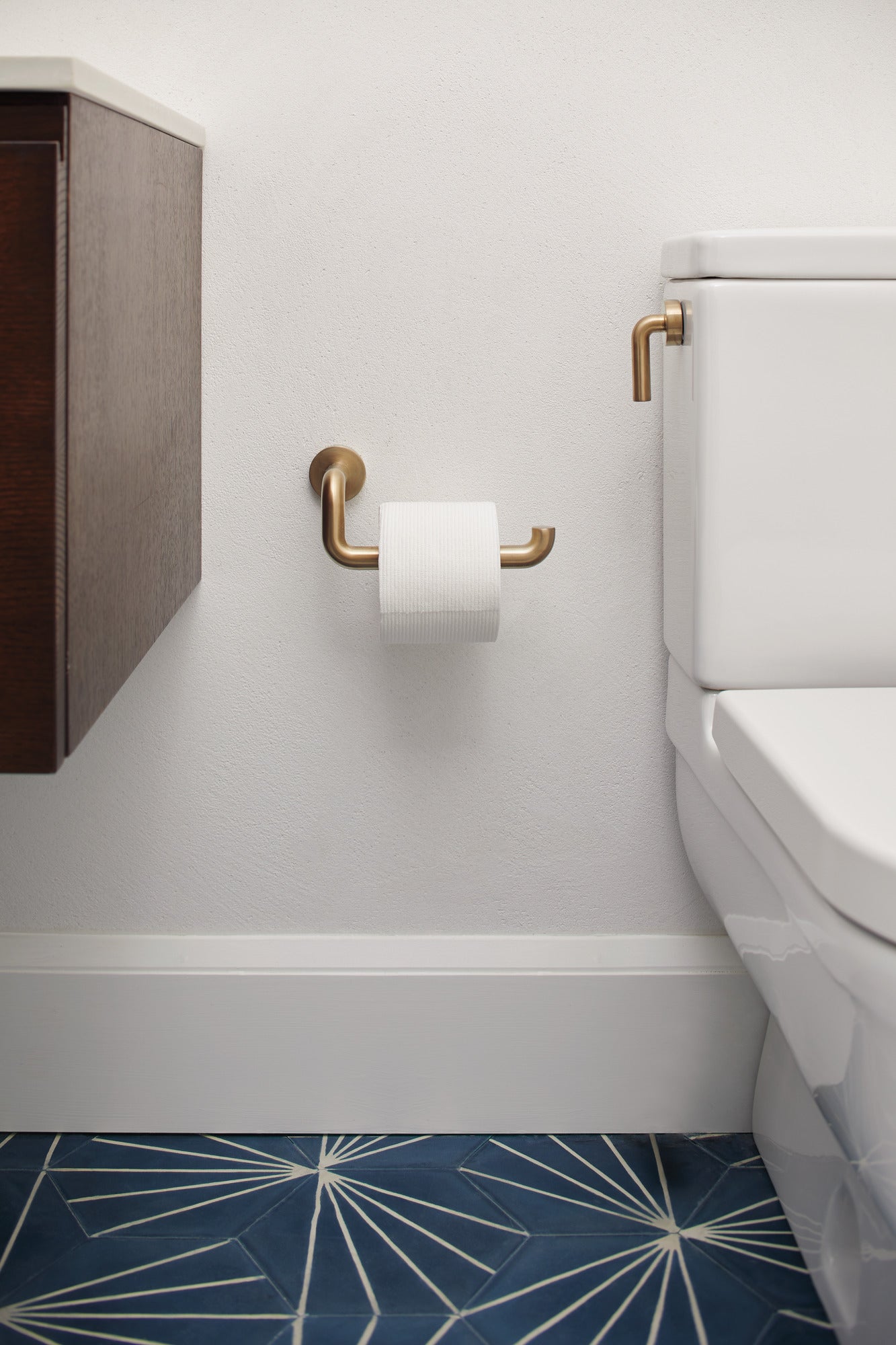 luxe gold tissue holder