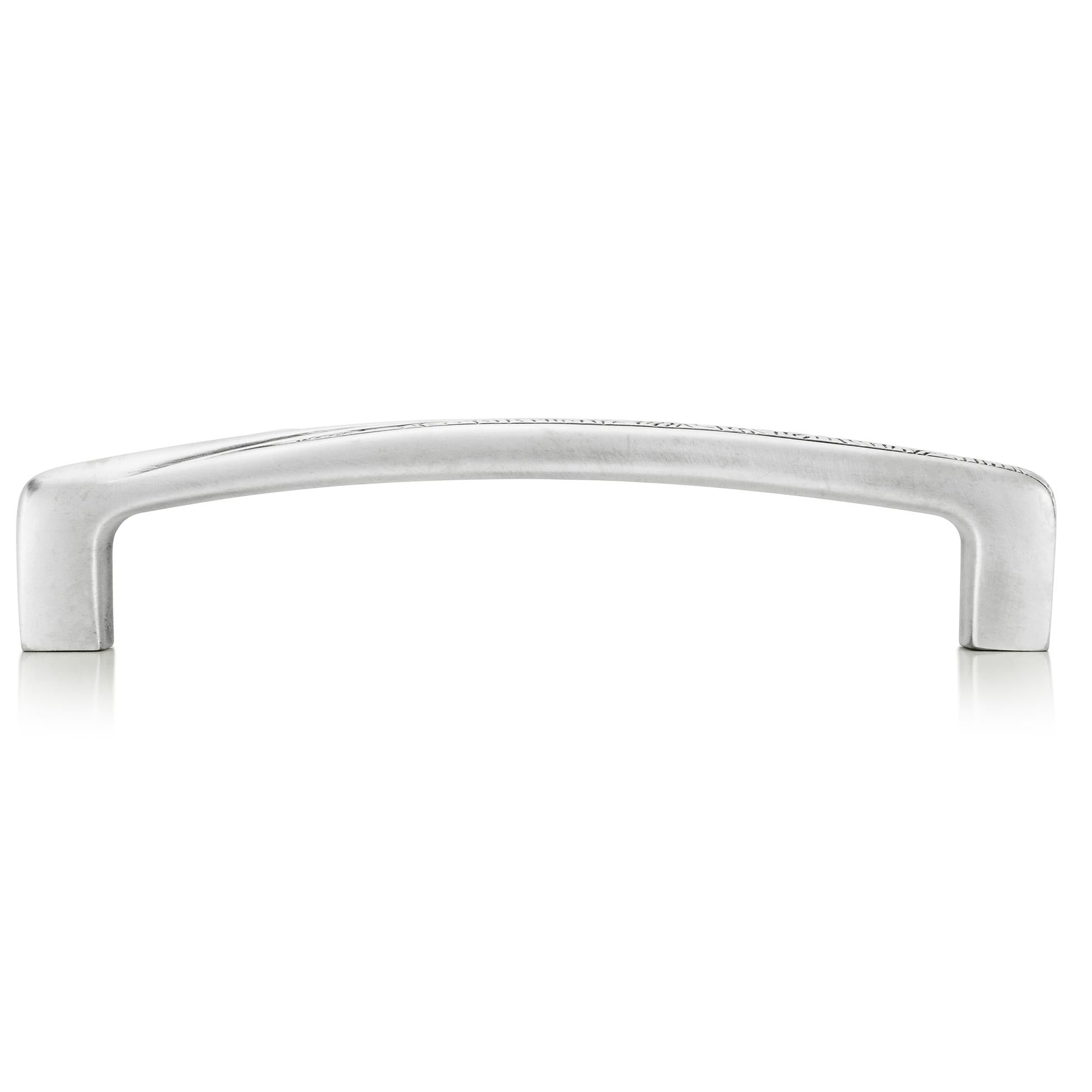 matte silver pull