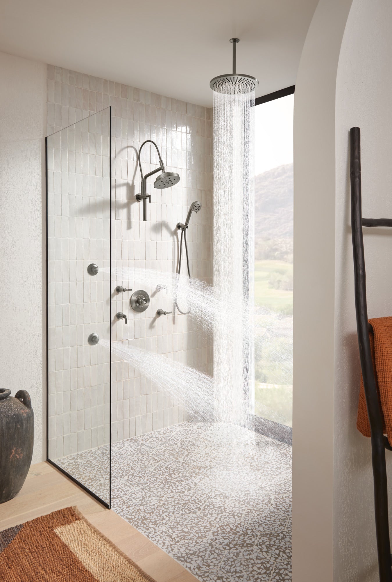 luxe steel handshower