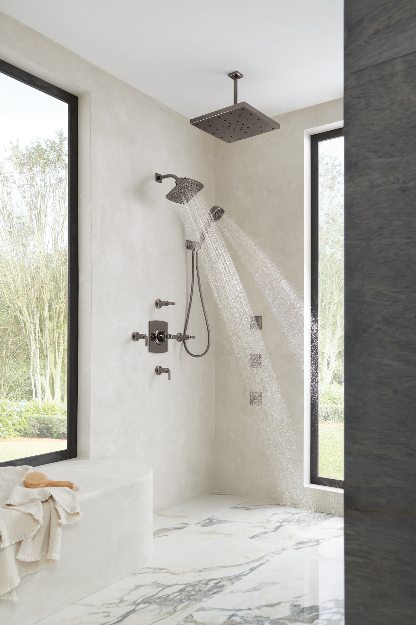 brilliance black onyx shower head