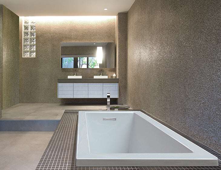 white bathtub