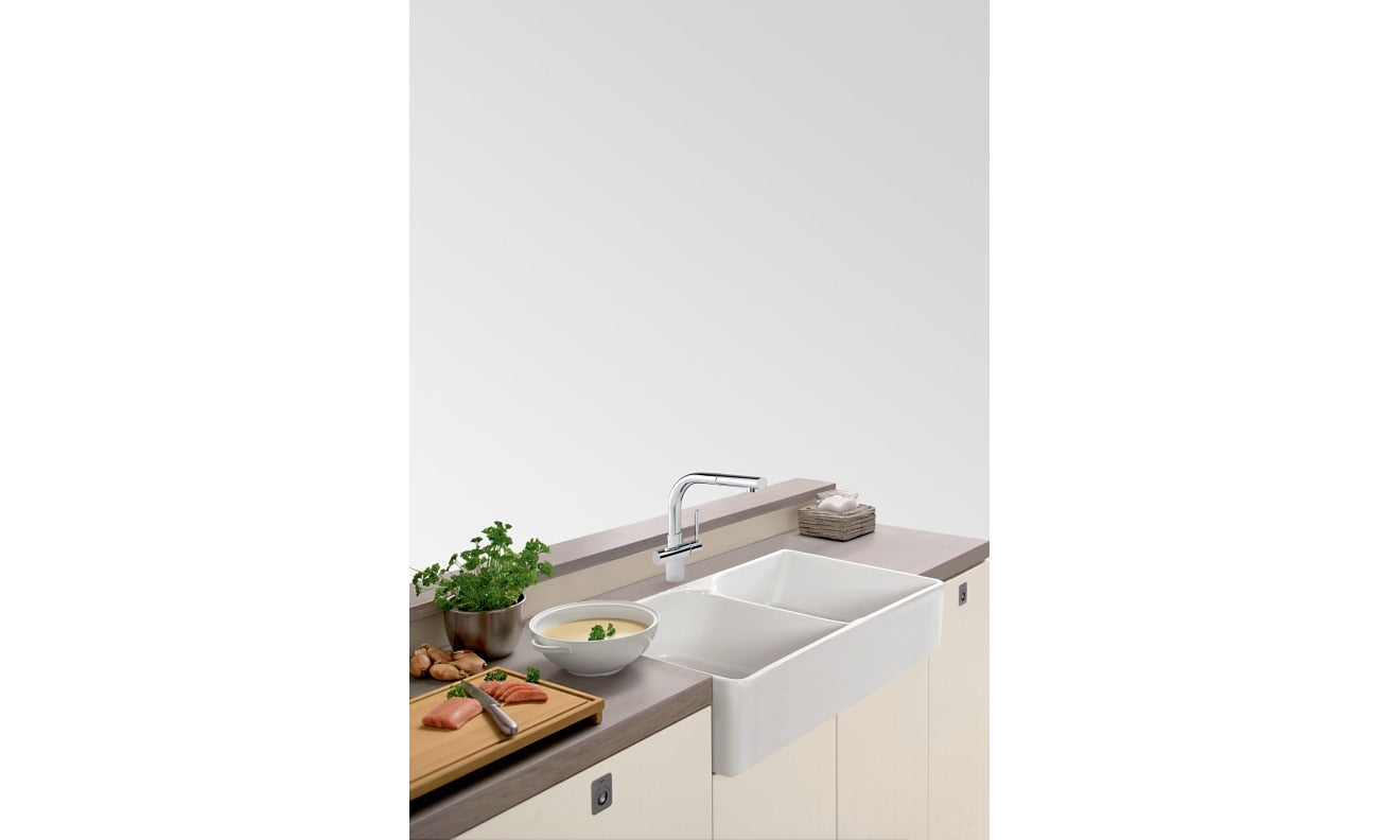 white sink
