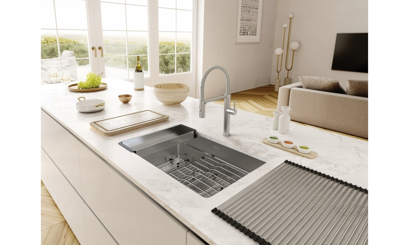 stainless steel sink
