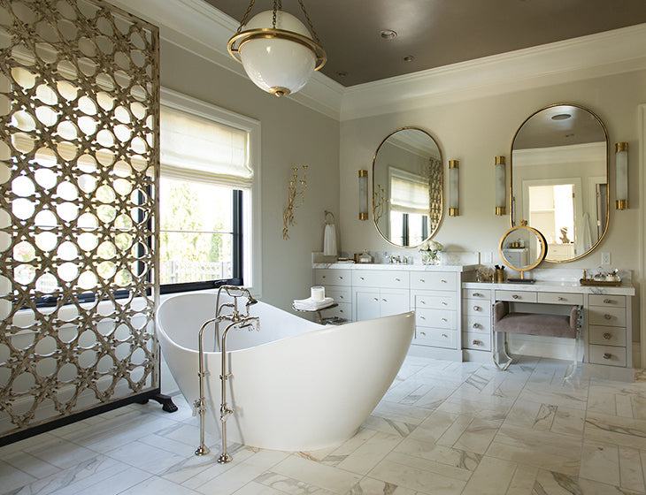 white bathtub