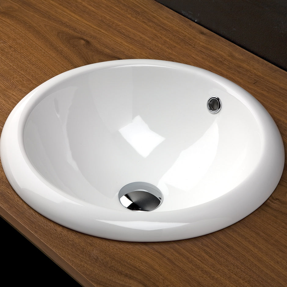 white sink