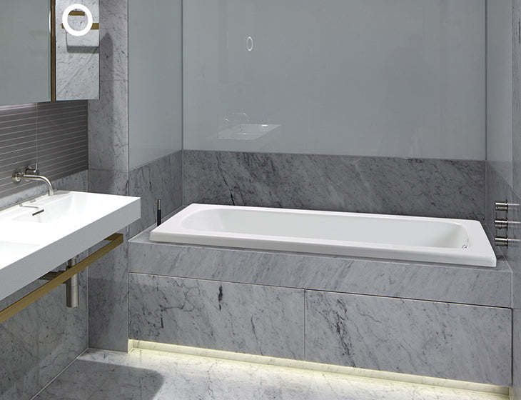 white bathtub