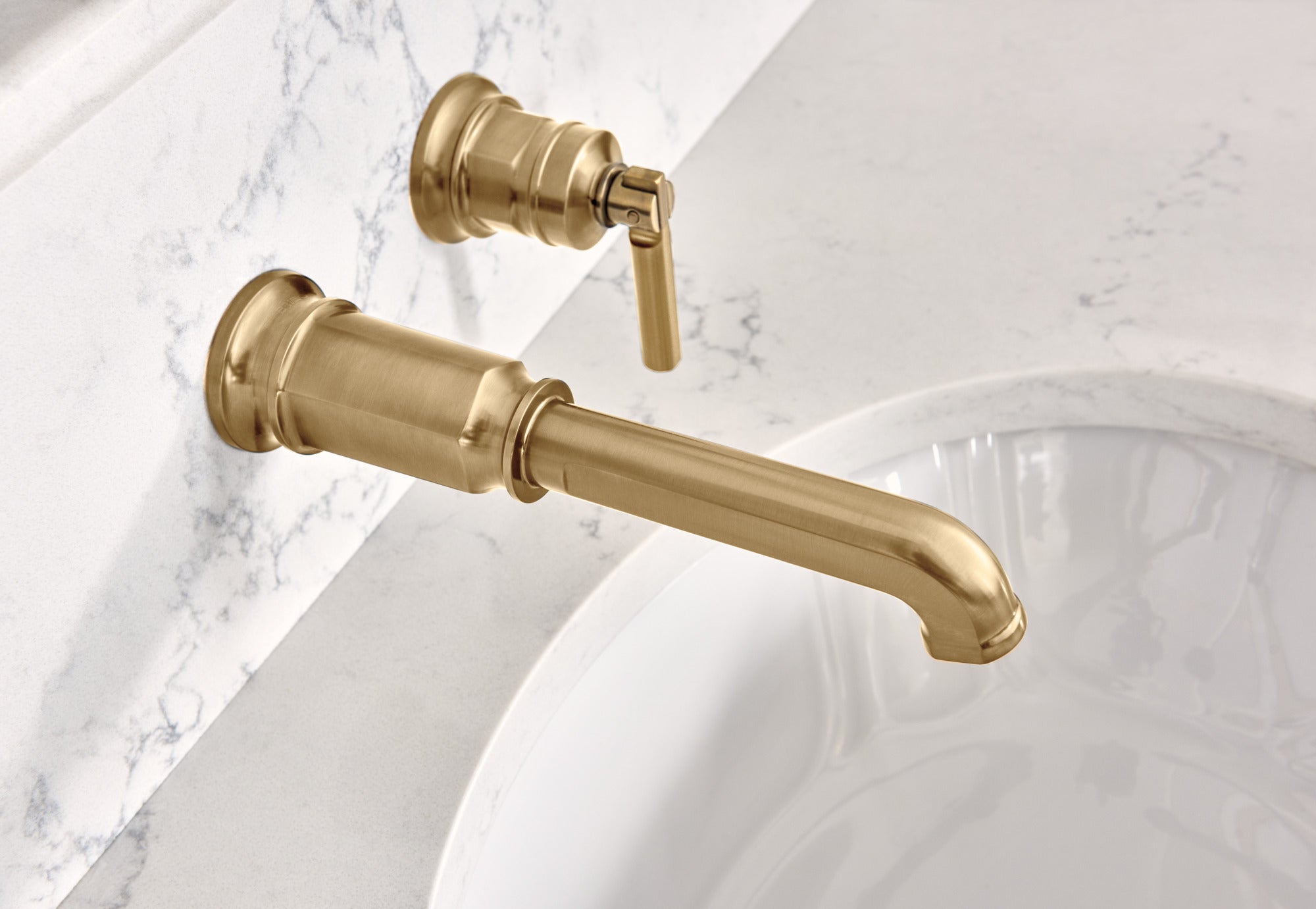 luxe gold lavatory faucet