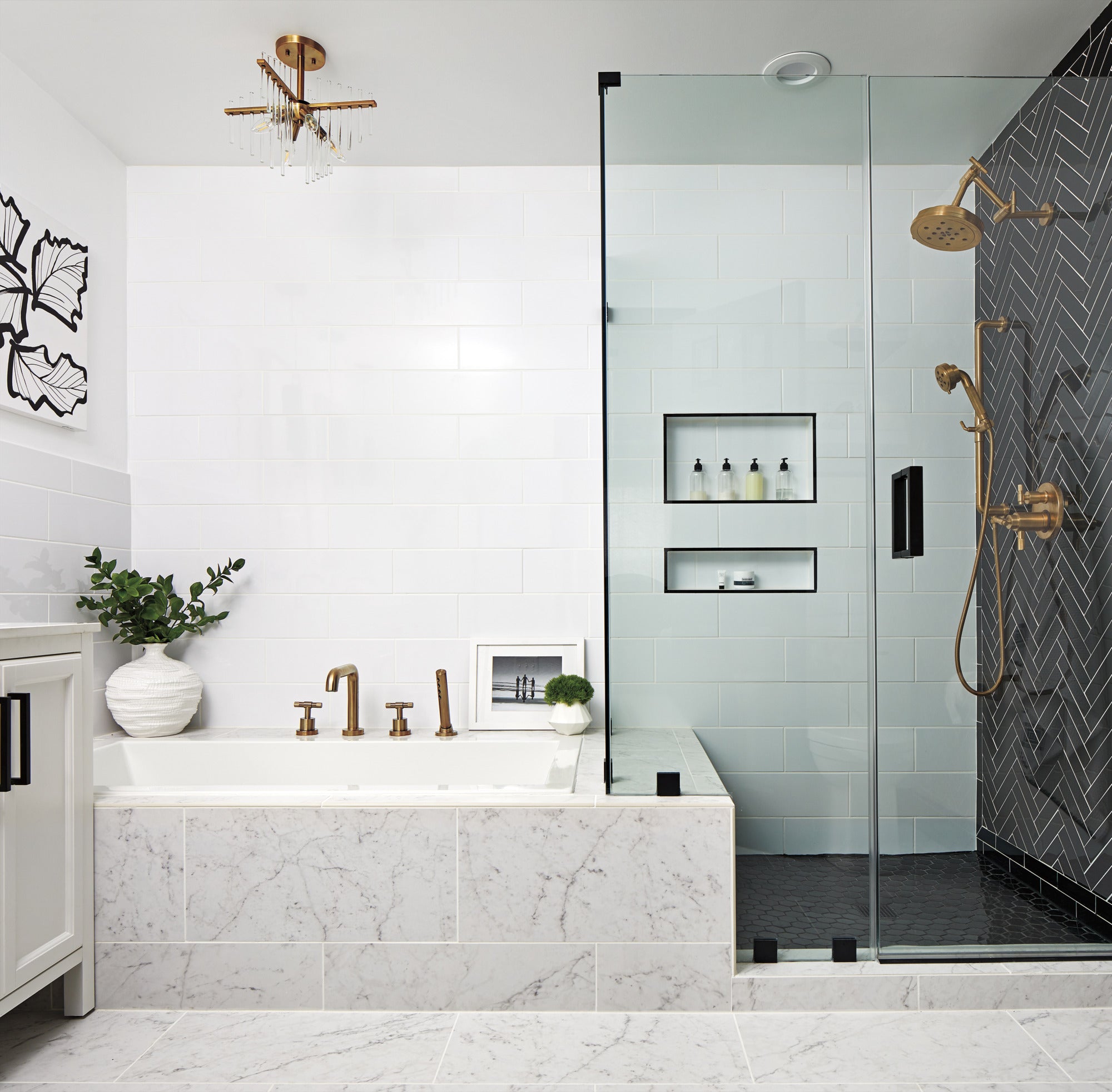 luxe gold handshower