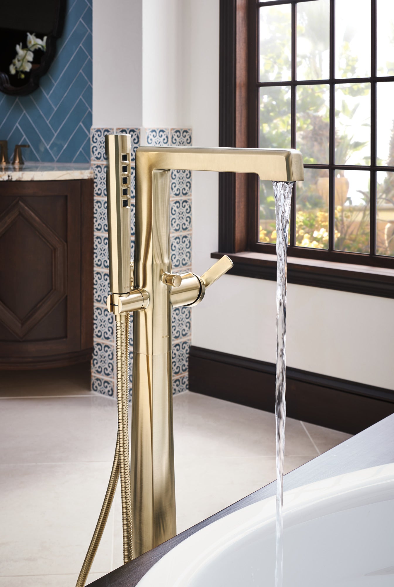 luxe gold tub filler