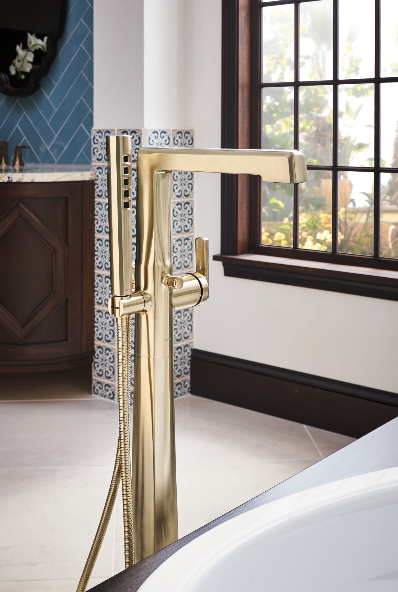 luxe gold tub filler