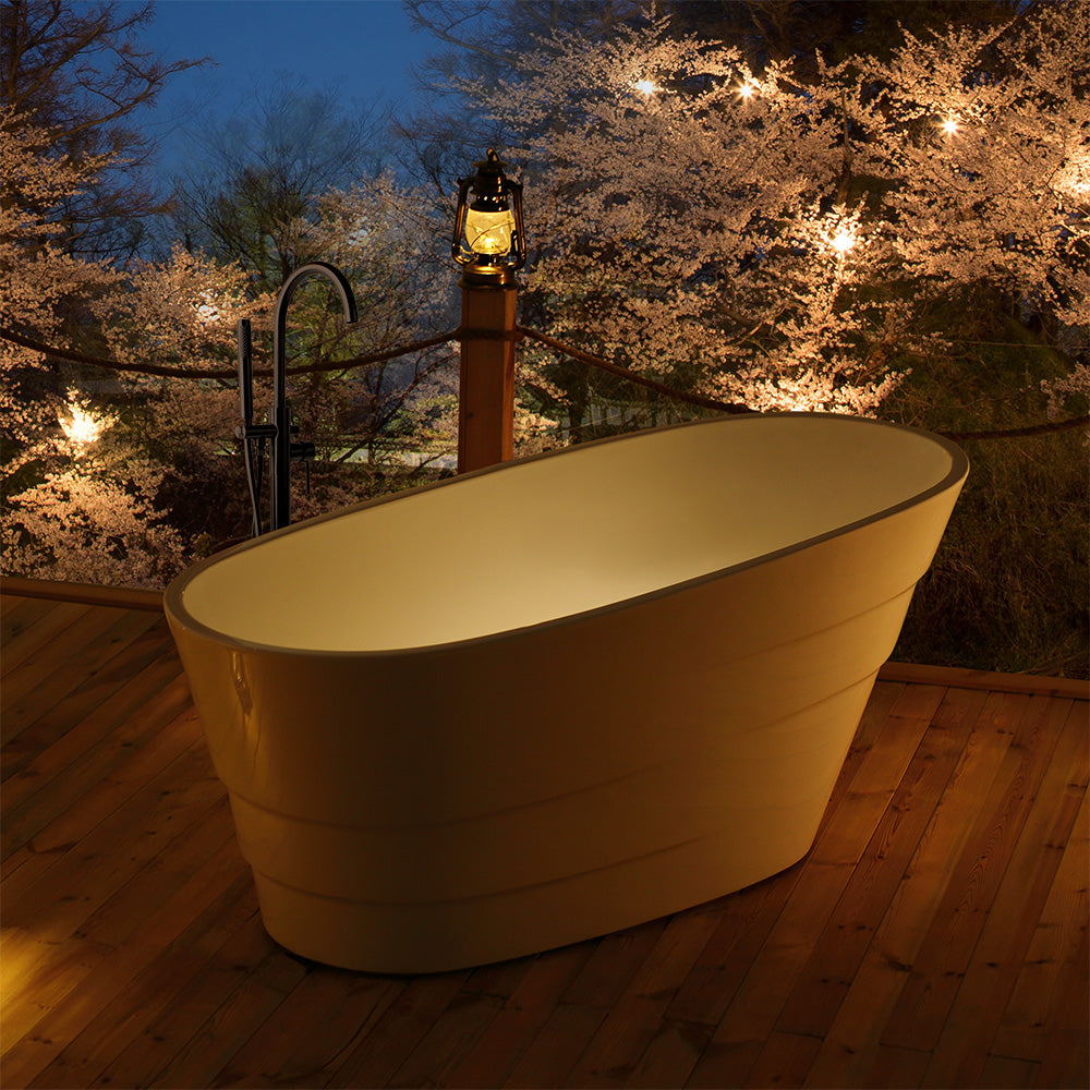 white tub