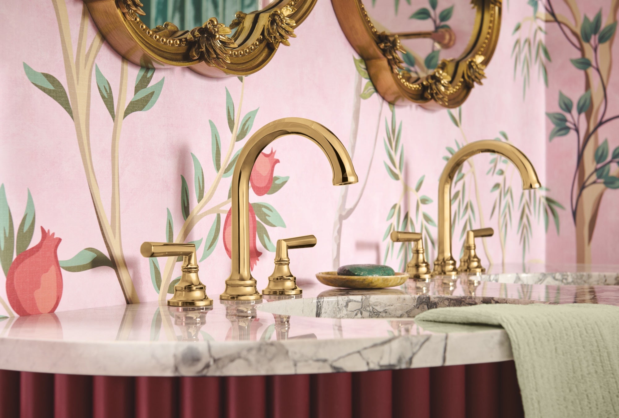 polished gold faucet