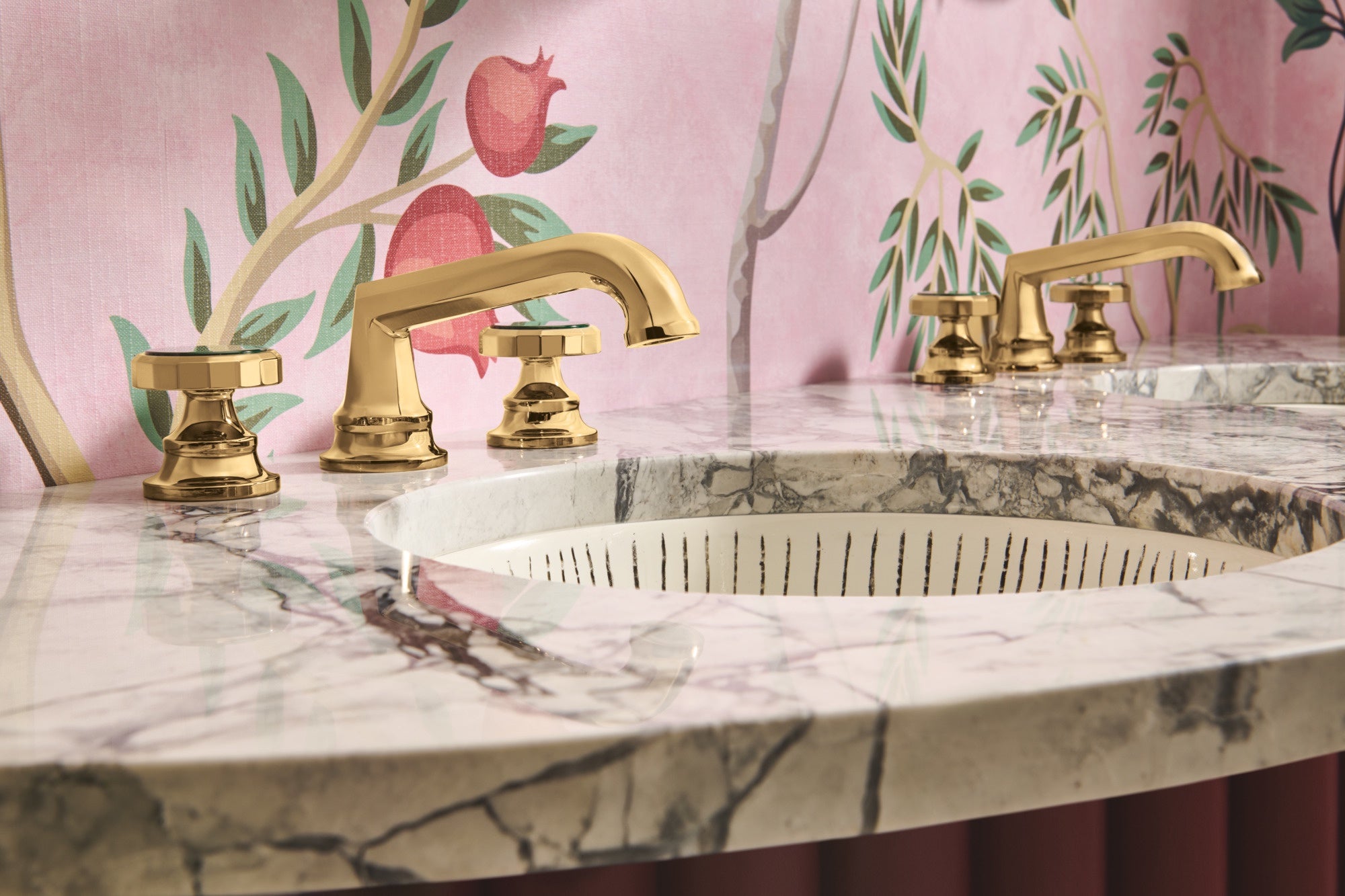 polished gold faucet